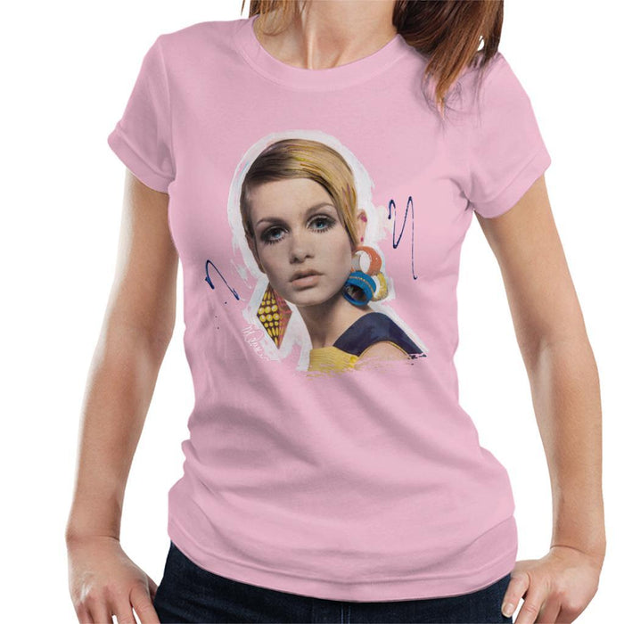 Sidney Maurer Original Portrait Of Twiggy Womens T-Shirt - Small / Light Pink - Womens T-Shirt